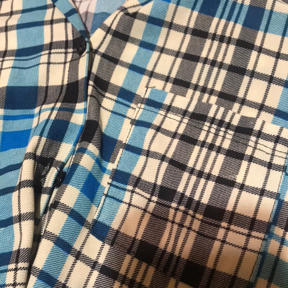 Blouse - Picture 2 of 3